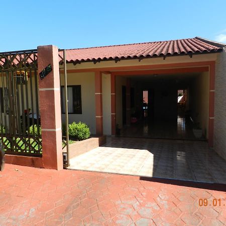 Hotel Casa Da Helo Quartos Em Foz Foz do Iguaçu Exterior foto